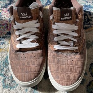 Excellent condition Supra shoes